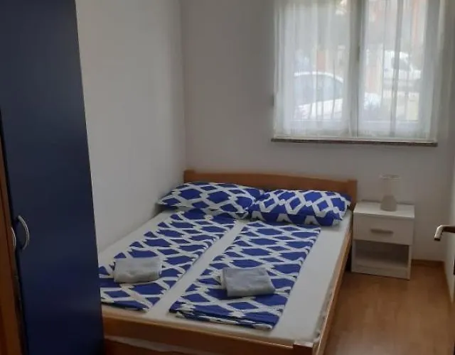 Senoina Ulica 36 Jm Apartmán Pula