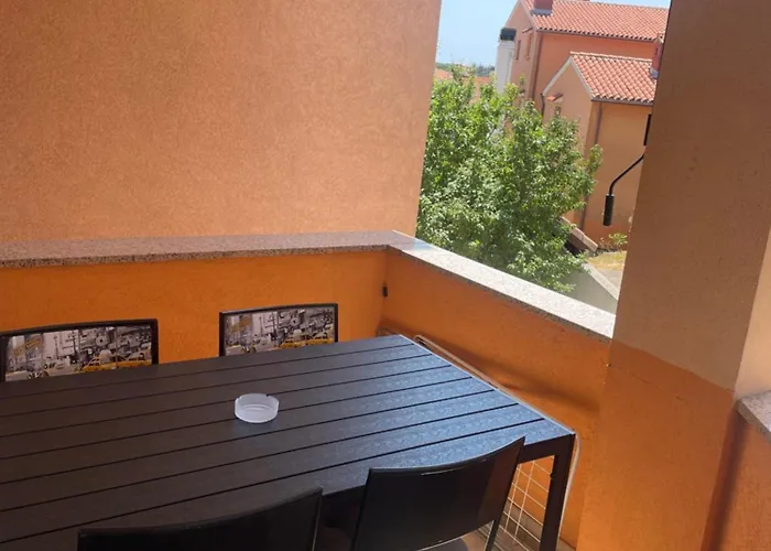 Senoina Ulica 36 Jm